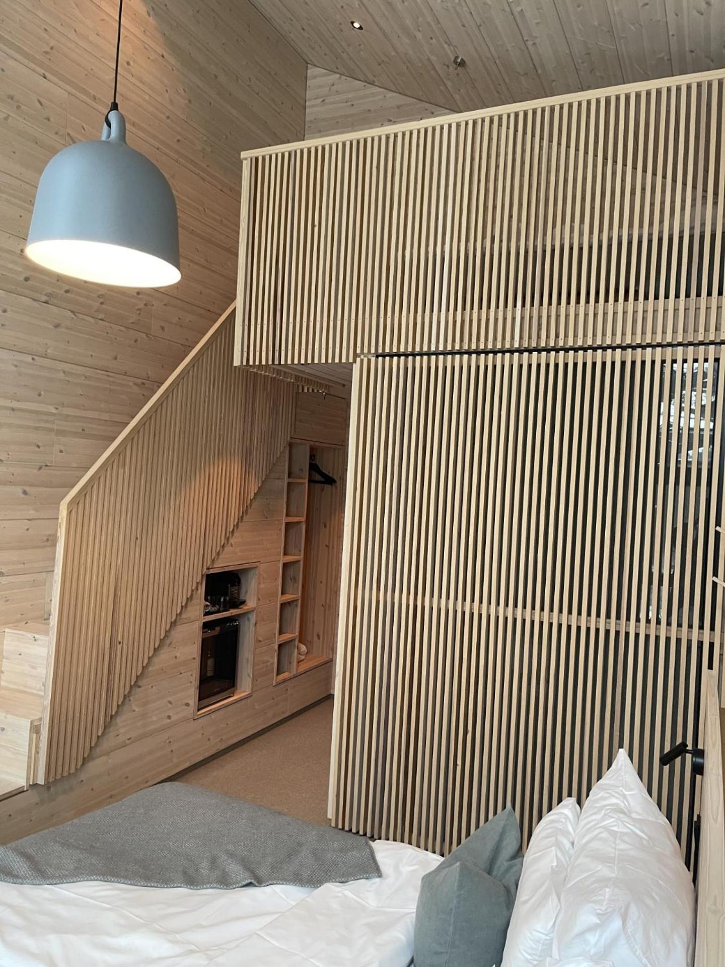 Brimibue Hotel لوم المظهر الخارجي الصورة